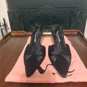 Nina Women's Black Satin Pointed Heels